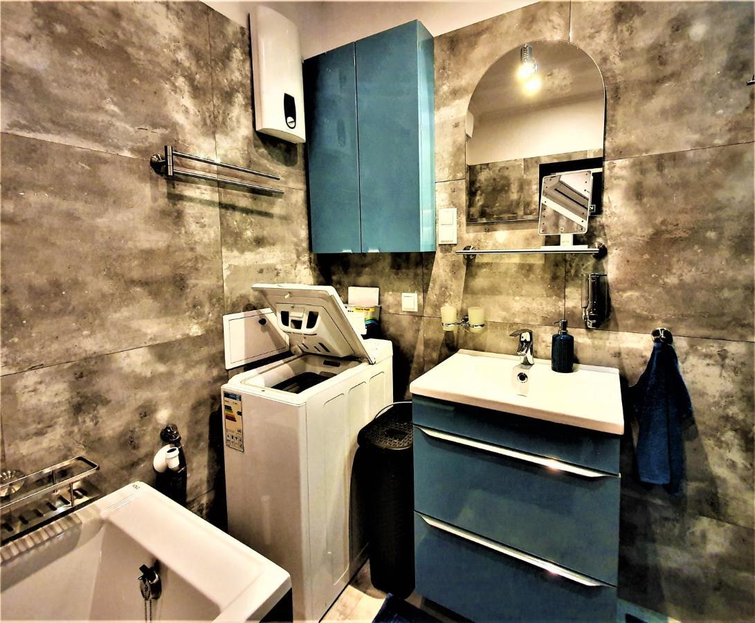 Gaj Apartment - Air Condition, Free Parking Краків Екстер'єр фото